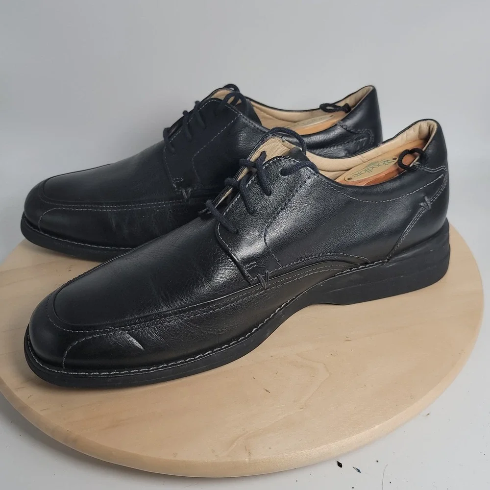 Men's 11 M JOHNSTON & MURPHY Black Leather Moc Toe Derby Comfort Dress Shoe